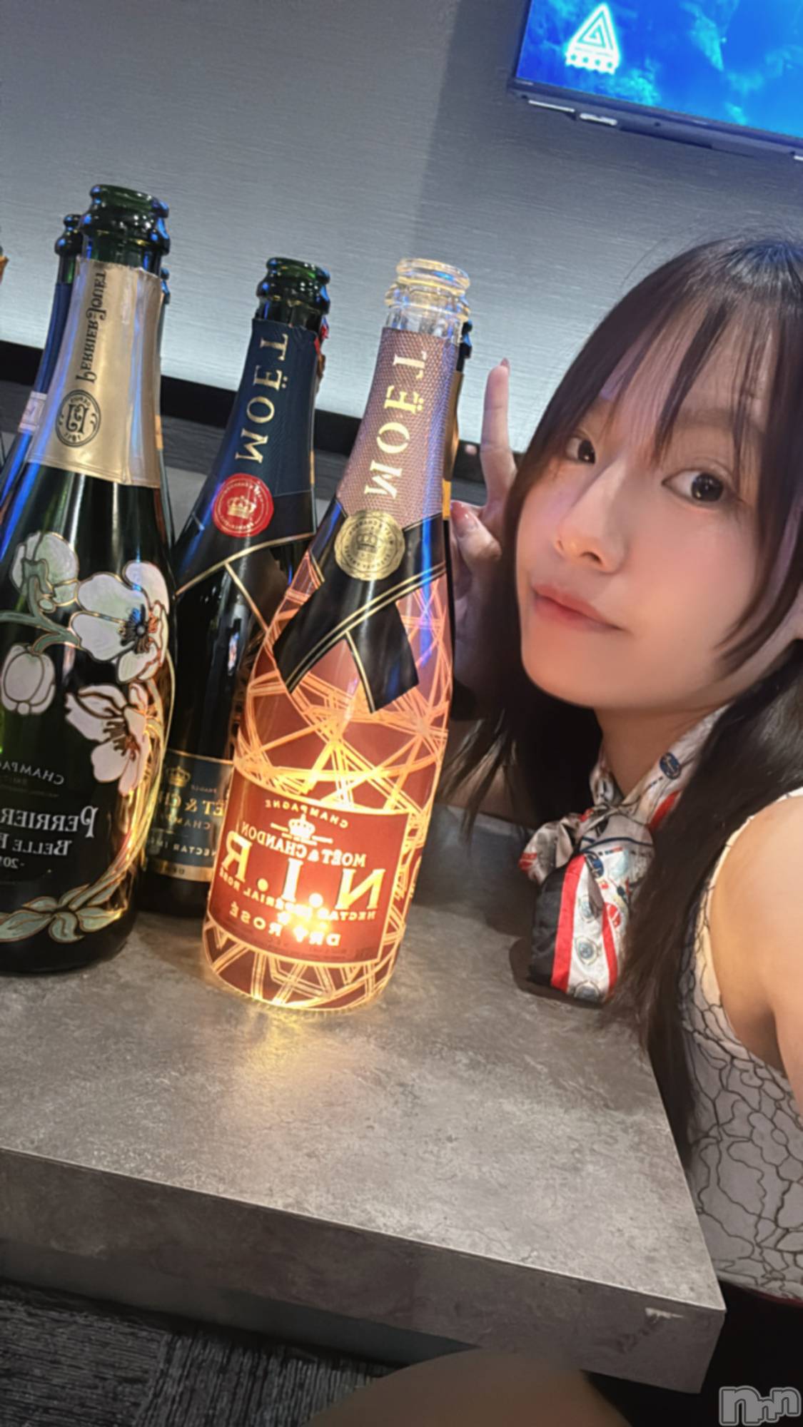 ʥå륺СLounge Anshu(饦󥸥󥷥) 2025ǯ77̥֥6Υѥ󤿤