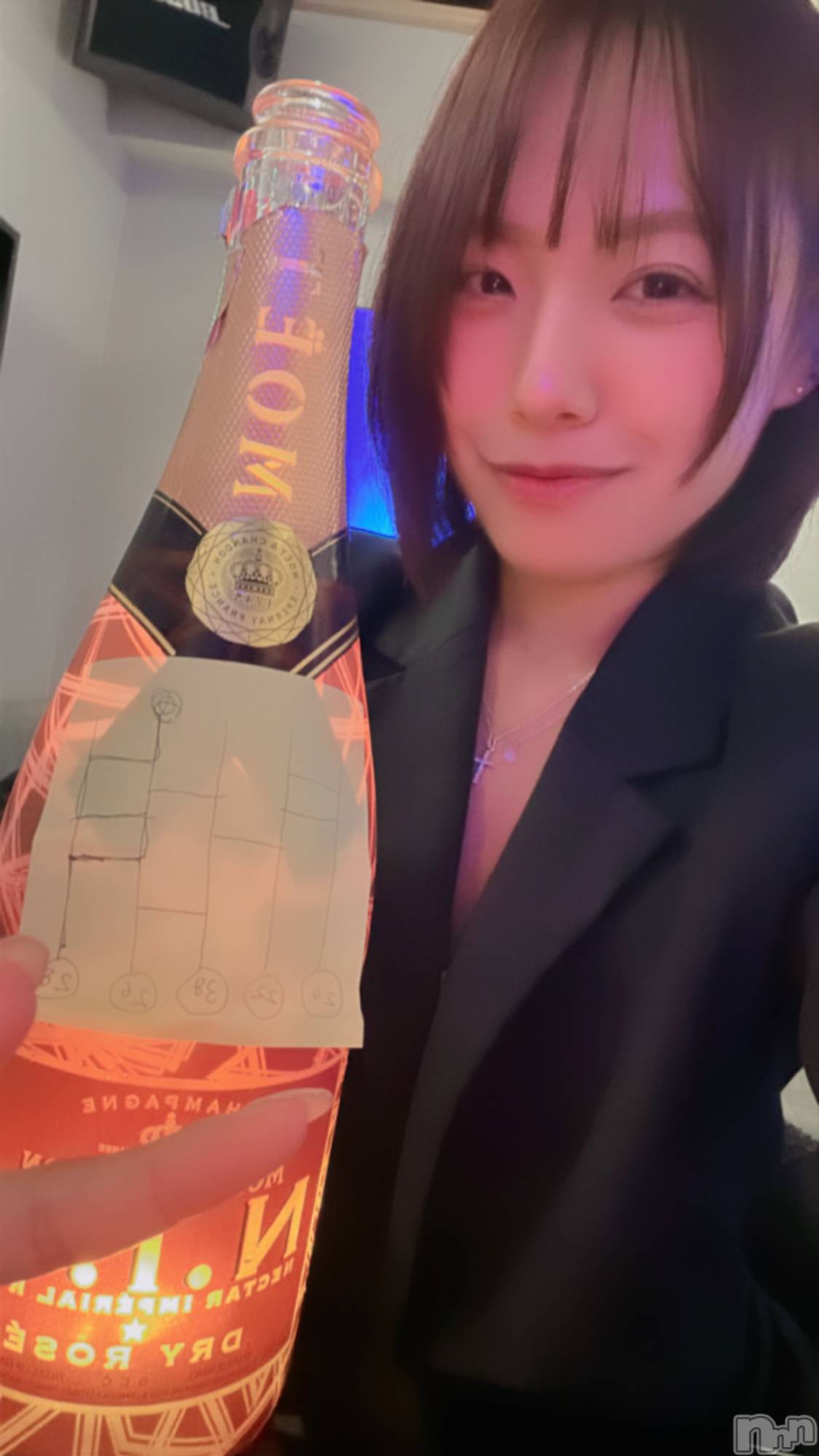 ʥå륺СLounge Anshu(饦󥸥󥷥) 2025ǯ1210ְ̥֥ߤɹʤ餽ǤäǤ