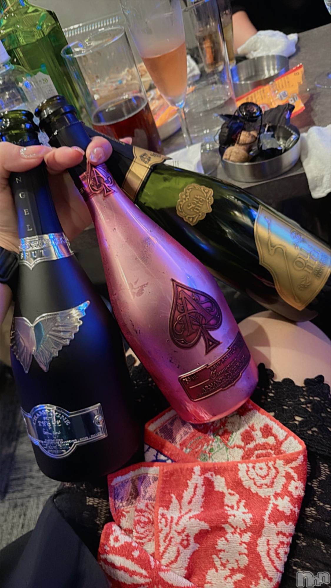 ����������ʥå��������륺�С�Lounge Anshu(�饦�󥸥��󥷥�) ��2025ǯ12��16���̥�֥����ֺǹ�˳ڤ����ä���������