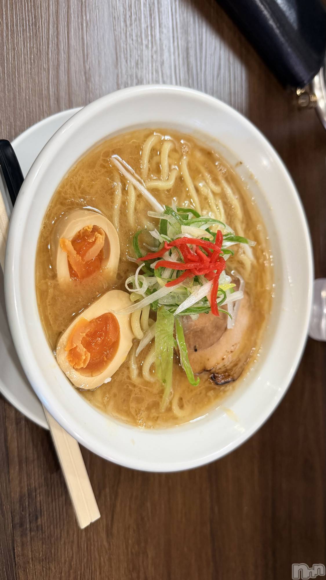 ����������ʥå��������륺�С�Lounge Anshu(�饦�󥸥��󥷥�) ��2025ǯ12��20���̥�֥����֥顼��󤬿��٤�����