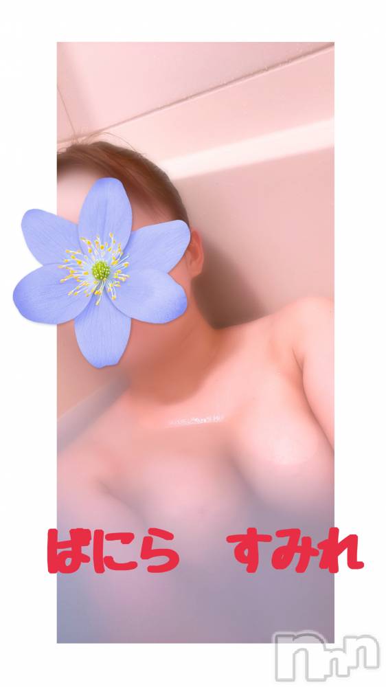 松本発デリヘルVANILLA(バニラ) すみれ(19)の10月6日写メブログ「🥶さむい」