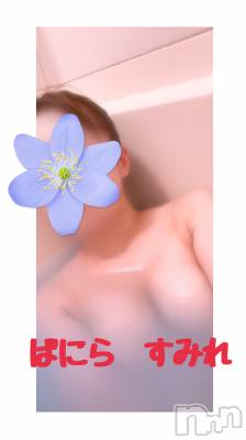 松本発デリヘル VANILLA(バニラ) すみれ(19)の10月6日写メブログ「🥶さむい」