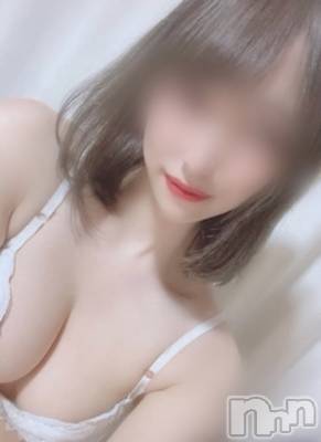 【電撃復帰】れい(24) 身長154cm、スリーサイズB85(C).W56.H84。新潟風俗エステ Melt(メルト)在籍。