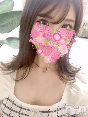 里穂(19) 身長156cm、スリーサイズB86(D).W57.H84。新潟デリヘル Minx(ミンクス)在籍。