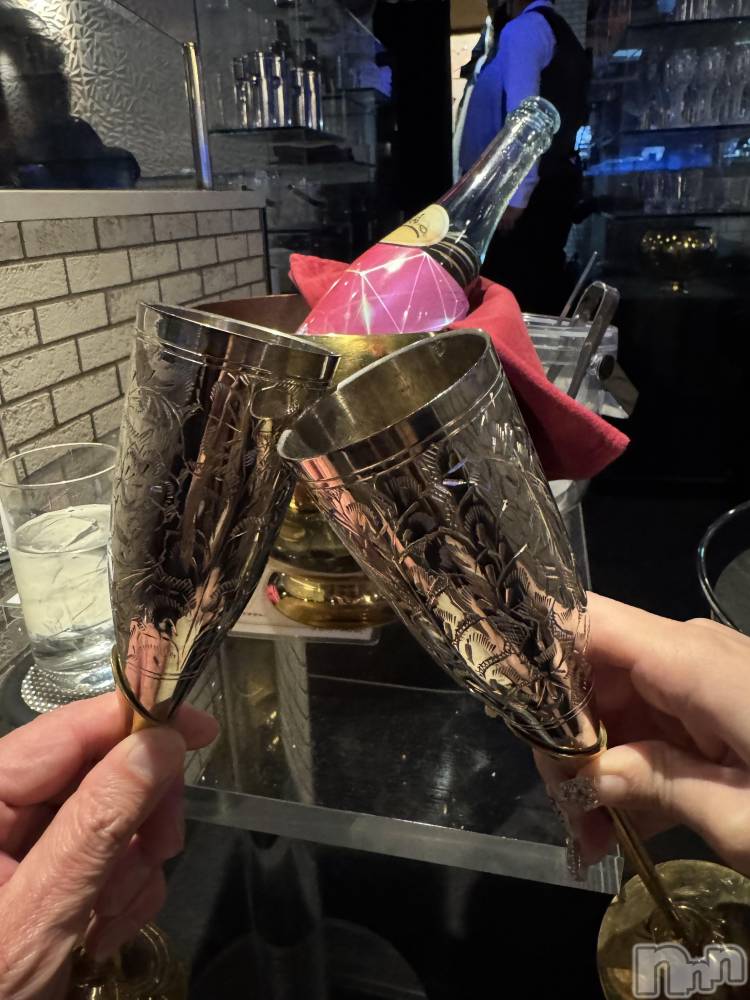 ��Ʋ����Х��顦�����clubTiara(�ƥ�����) �������12��27���̥�֥����֤����