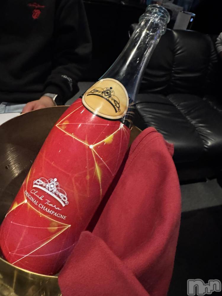 ��Ʋ����Х��顦�����clubTiara(�ƥ�����) �������4��12���̥�֥����ֽжФǤ���