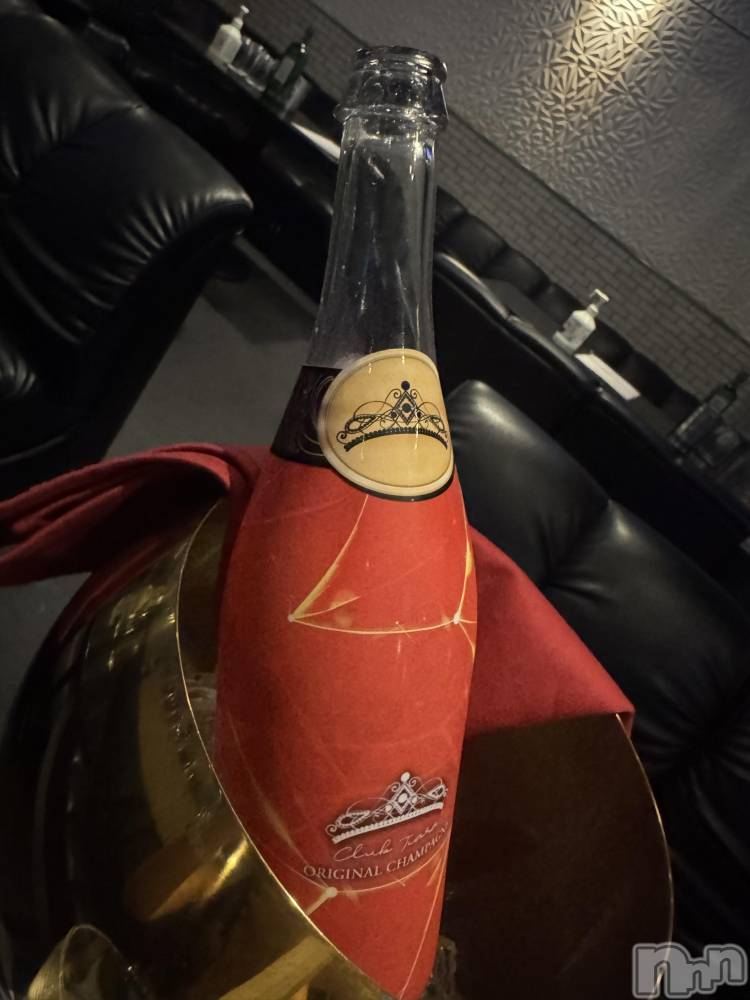 ��Ʋ����Х��顦�����clubTiara(�ƥ�����) �������5��28���̥�֥����������жФ��Ƥ���ޤ�(  ��̀֊��́ )✨️��