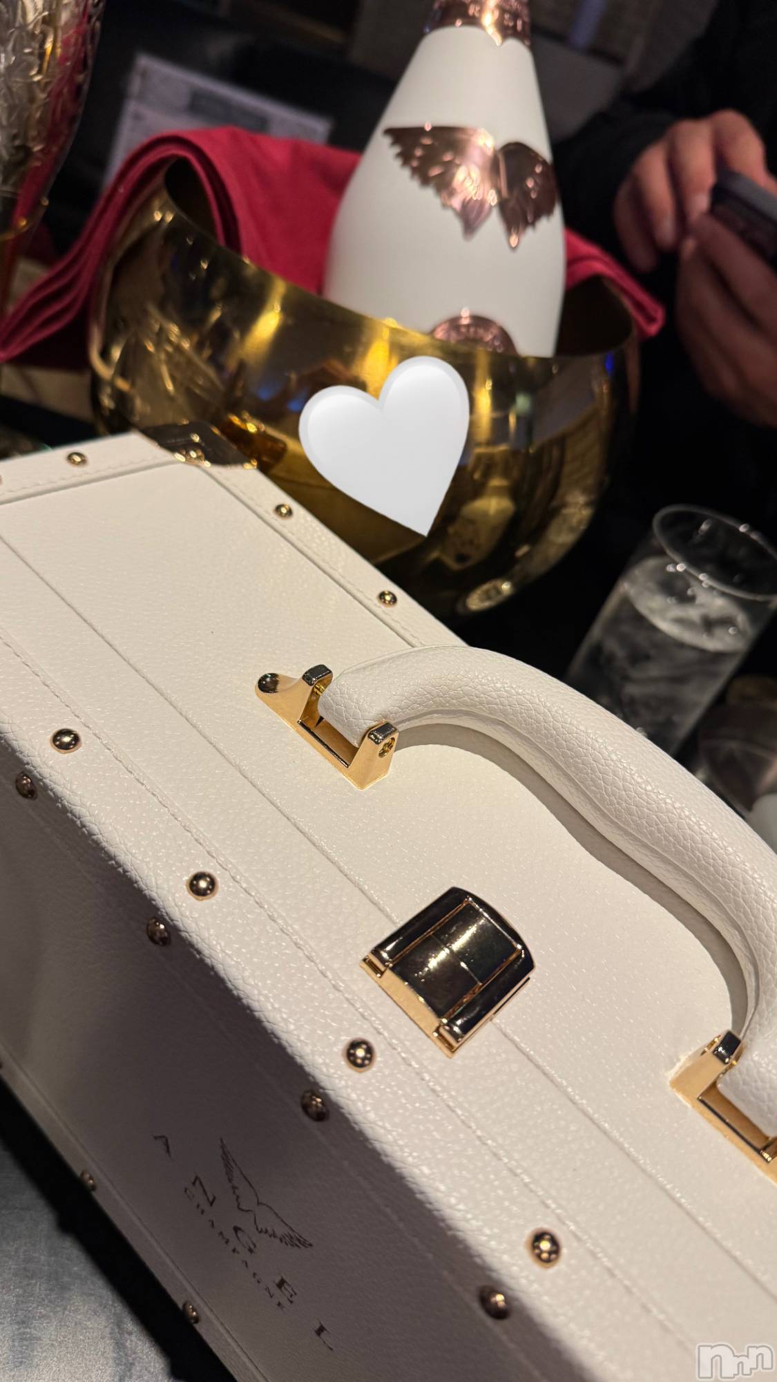 ��Ʋ����Х��顦�����clubTiara(�ƥ�����) ��2025ǯ12��21���̥�֥����֤����