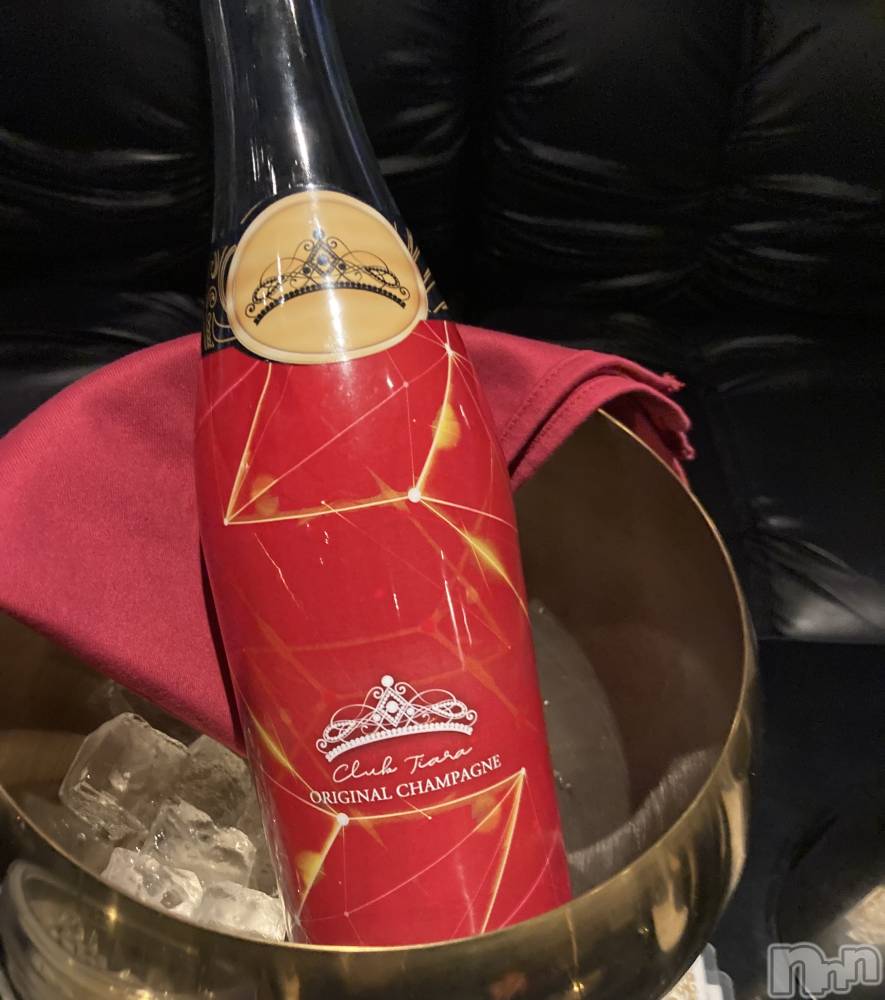 ��Ʋ����Х��顦�����clubTiara(�ƥ�����) ���Ϥ��4��4���̥�֥�����4��4�� 22��22ʬ�Υ֥�����