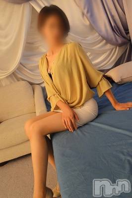 葉川　えれん(34) 身長163cm、スリーサイズB82(C).W57.H84。長岡人妻デリヘル BIANCA～主人の知らない私～長岡店(ビアンカナガオカテン)在籍。
