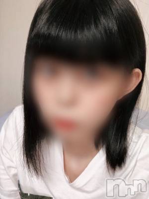 みずは(20) 身長161cm、スリーサイズB85(C).W57.H86。上越デリヘル 密会ゲート(ミッカイゲート)在籍。