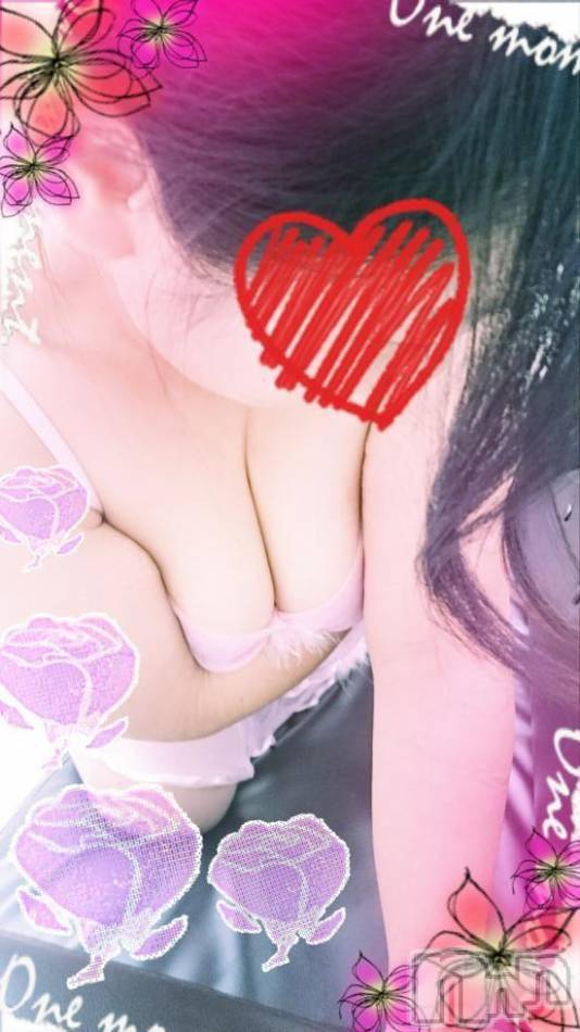 上越デリヘル(ラブツマ)の2015年10月11日お店速報「3連休の真ん中は愛妻で決まり！！」