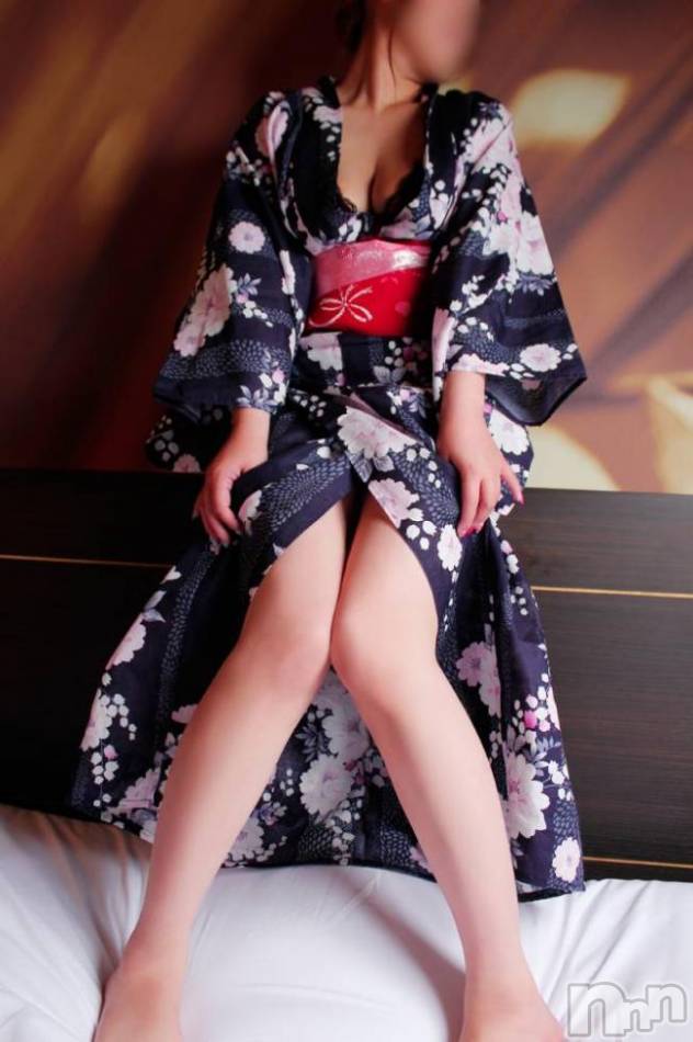 上越人妻デリヘル(ラブツマ)の2017年7月1日お店速報「濃厚で濃密な時間をあなたへ…」