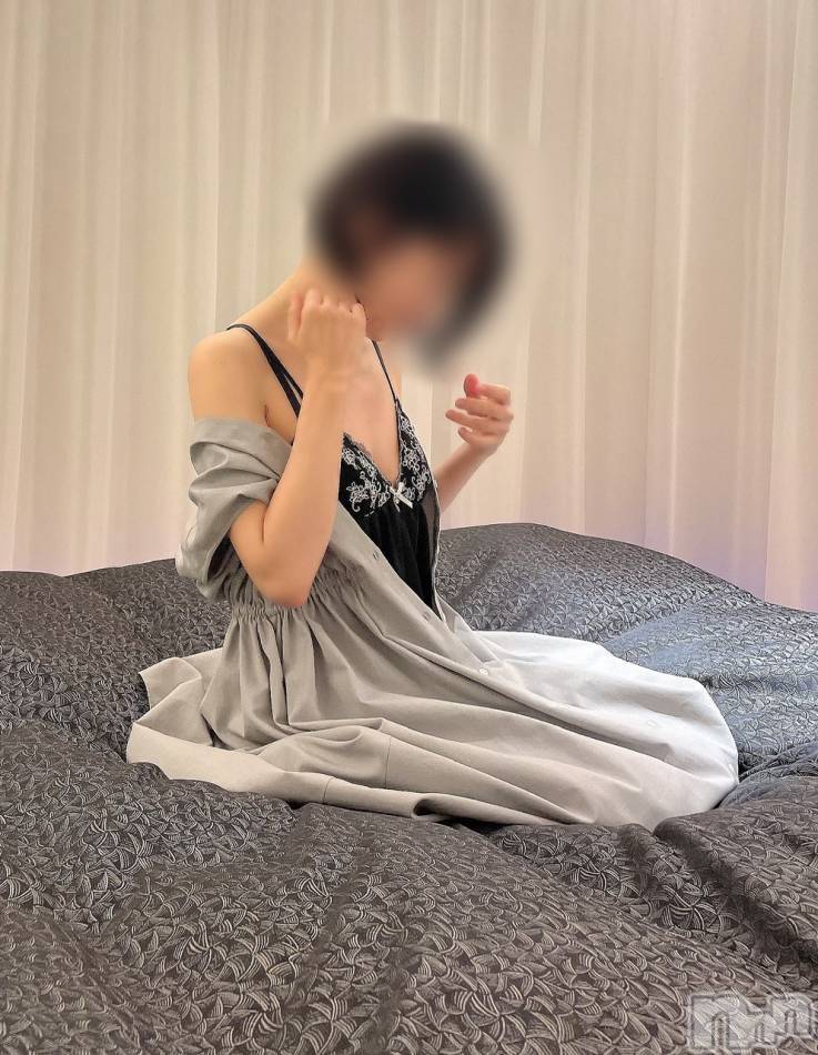上越人妻デリヘル(ラブツマ)の2023年8月7日お店速報「色気たっぷりの極上妻がお待ちしております」