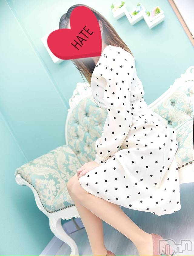 上越デリヘル(ラブツマ)の2023年8月30日お店速報「上品溢れる人妻達　今宵も淫らに乱れる」