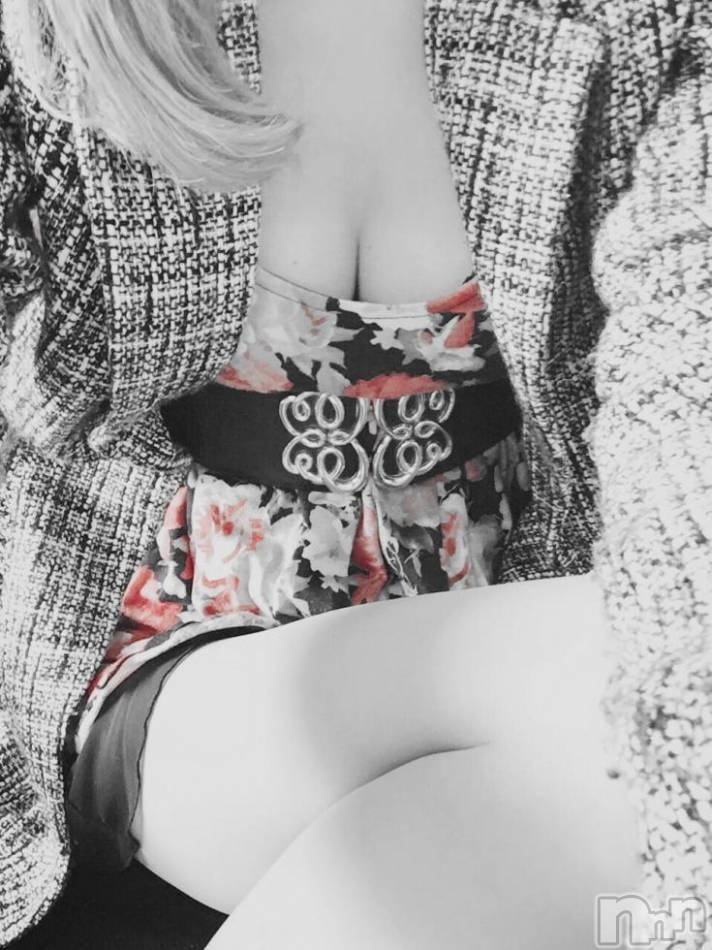 上越デリヘル(ラブラブ)の2015年11月3日お店速報「リピーター率120％の２人が！？」