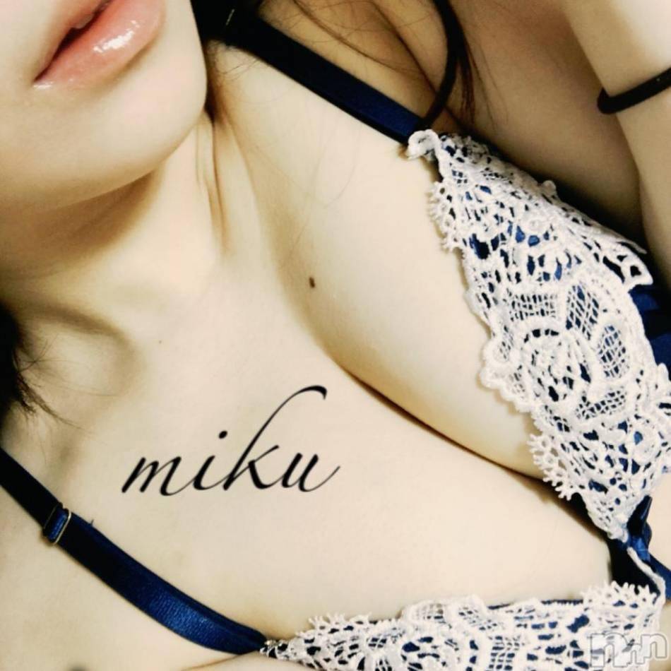 上越デリヘル(ラブラブ)の2016年8月8日お店速報「みくちゃんご予約枠まだあります！！」