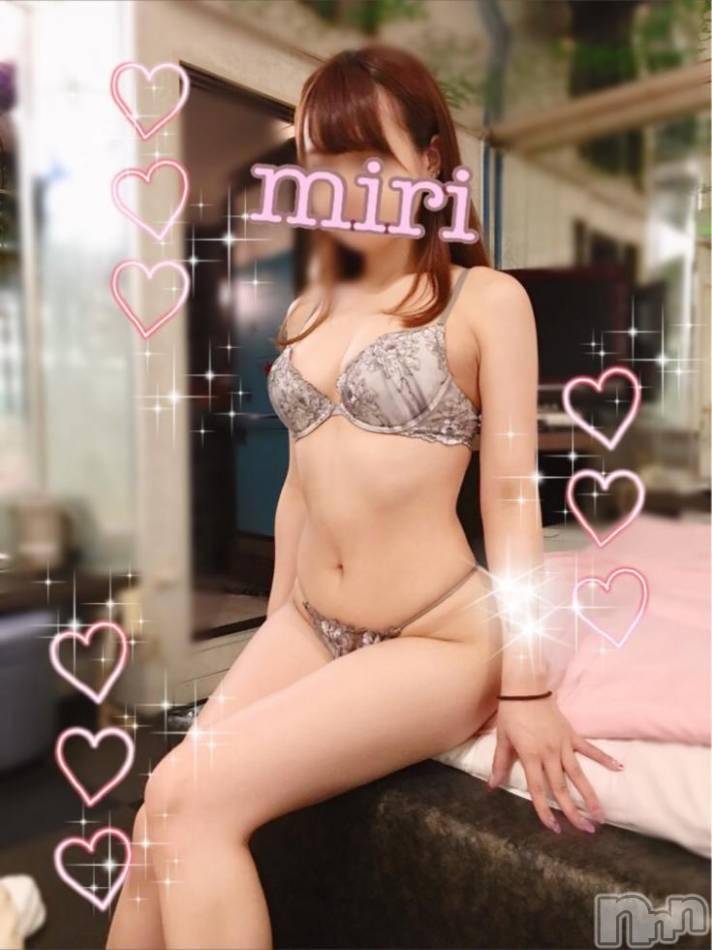 上越デリヘル(ラブラブ)の2018年8月16日お店速報「黒髪清楚系女子出勤です♪」