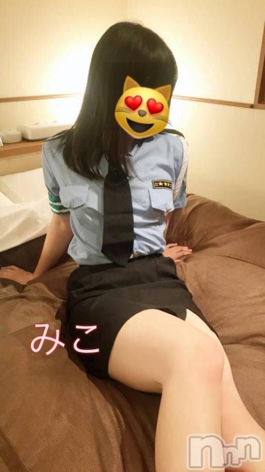 上越デリヘル(ラブラブ)の2018年10月13日お店速報「19歳のレア出勤ちゃん♪♪」