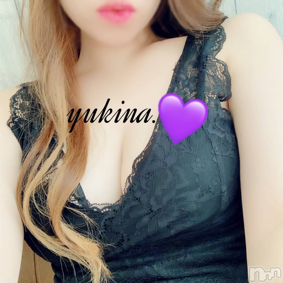 上越デリヘル(ラブラブ)の2020年10月13日お店速報「大人気☆ゆきなちゃんご案内可能です♪」