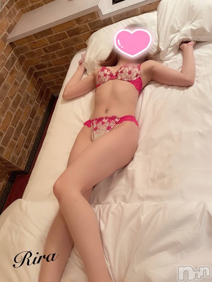 上越デリヘル(ラブラブ)の2022年4月3日お店速報「18:30分更新！奇跡の空き枠！ご予約はお早めに！」