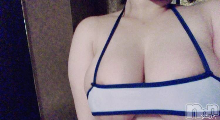 上越デリヘル(ラブラブ)の2022年6月21日お店速報「今日はどちらのエッチGirlに癒やされますか？」