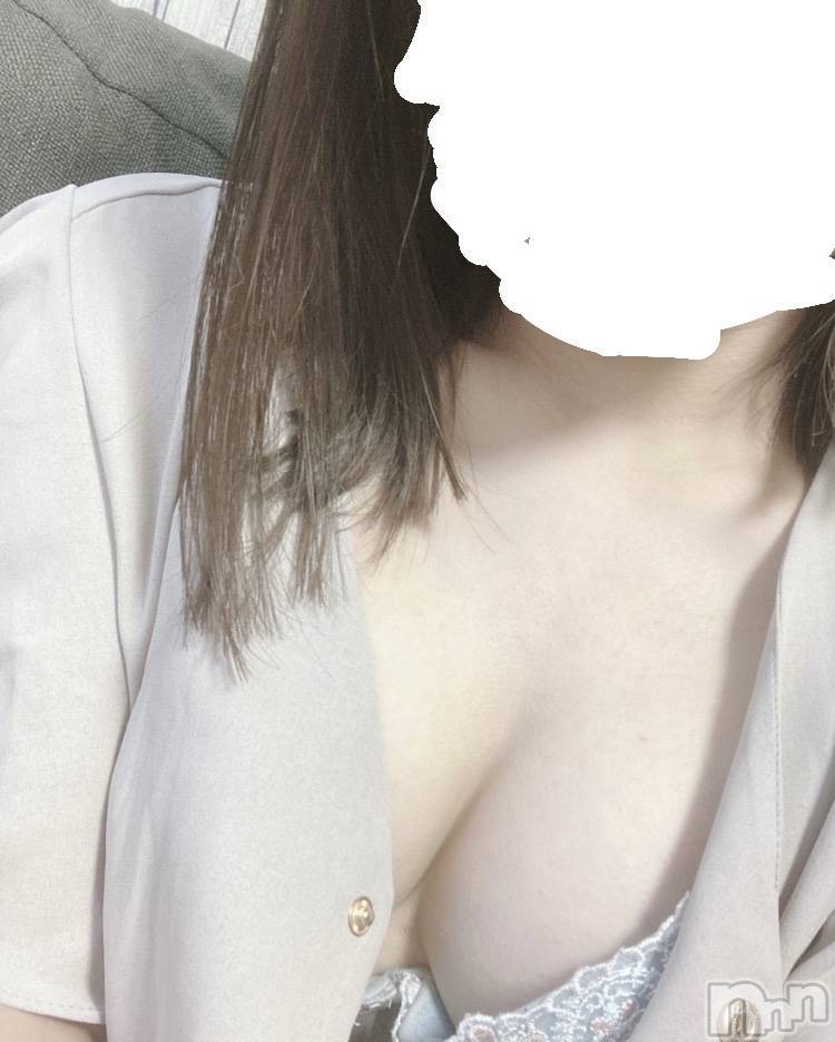 上越デリヘル(ラブラブ)の2022年9月1日お店速報「むんちゃん出勤です！こんな可愛いことイチャイチャできるお客様が羨ましい！」