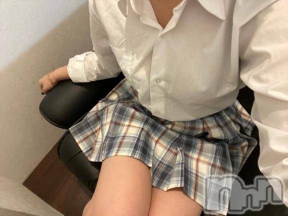 長岡デリヘル純・無垢(ジュンムク) こはく(20)の4月13日写メブログ「います( ¨̮ )」