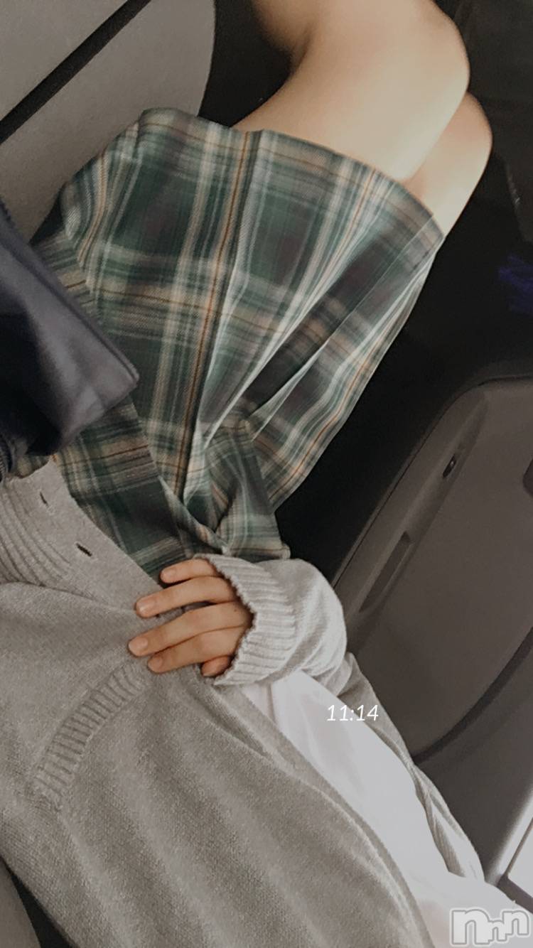 長岡デリヘル純・無垢(ジュンムク)体験☆なち(19)の2022年10月23日写メブログ「しゅっきん」