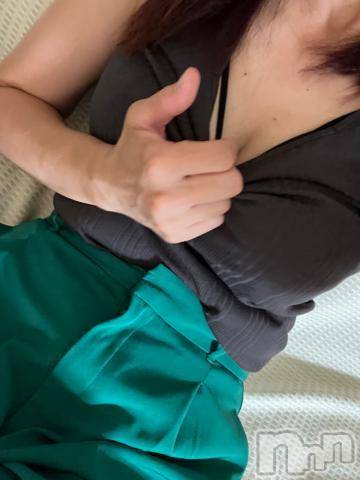 新潟人妻デリヘル熟女の風俗 最終章(ジュクジョノフウゾクサイシュウショウ)えみ(35)の2022年10月7日写メブログ「早くからご予約ありがとう～」