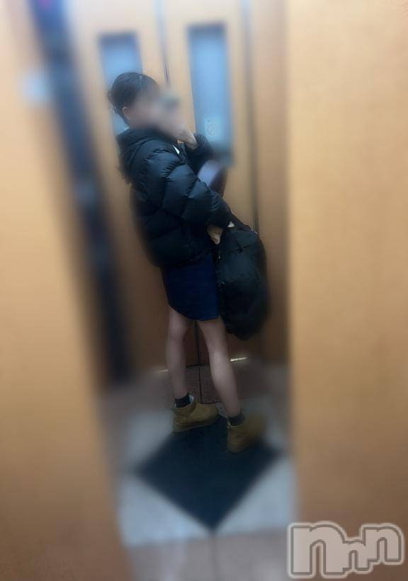 新潟デリヘルCocoru(ココル) ひよ(24)の12月20日写メブログ「荷物大量～」