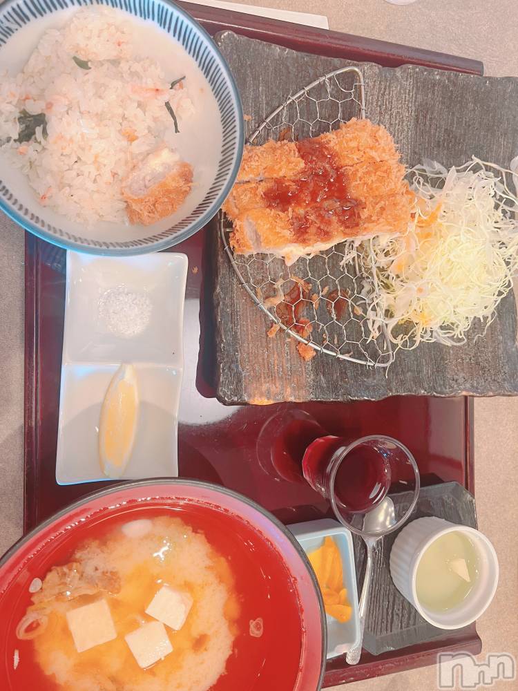 三条デリヘルコスプレ専門店　BLUE MOON(ブルームーン) 美人お姉さん#さくら(27)の12月18日写メブログ「Ｓさまありがとう❤️💌🌸😋」