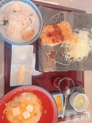 三条デリヘル コスプレ専門店　BLUE MOON(ブルームーン) 美人お姉さん#さくら(27)の12月18日写メブログ「Ｓさまありがとう❤️💌🌸😋」