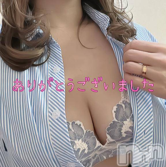 新潟デリヘル人妻不倫処　桃屋　新潟店(ヒトヅマフリンドコロモモヤ) りこ・従順無垢(38)の10月28日写メブログ「別人❁⃘*.ﾟ (お礼)」