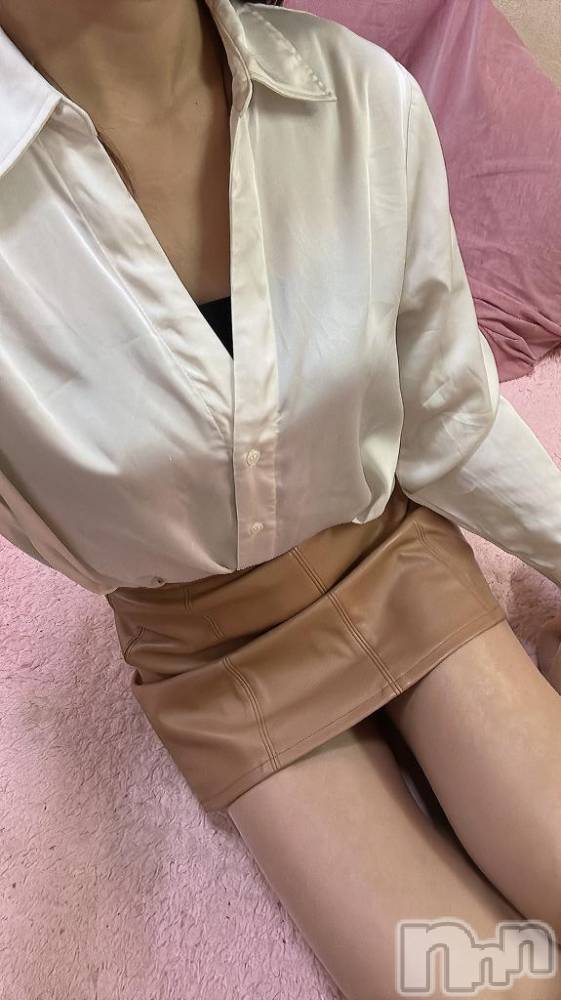 新潟デリヘル人妻不倫処　桃屋　新潟店(ヒトヅマフリンドコロモモヤ) りこ・従順無垢(38)の10月29日写メブログ「出勤しました♬.*ﾟ」