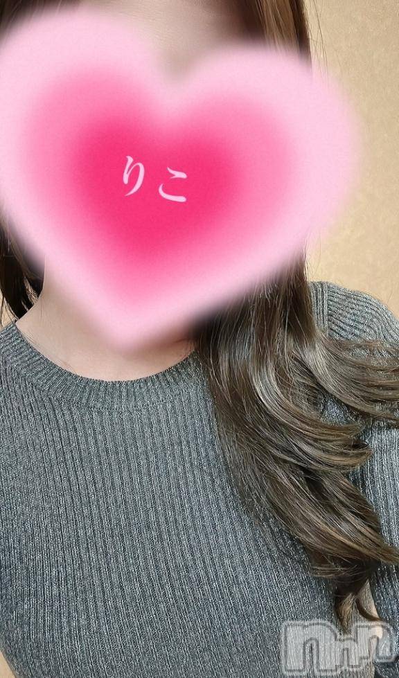 新潟人妻デリヘル人妻不倫処　桃屋　新潟店(ヒトヅマフリンドコロモモヤ)りこ・従順無垢(38)の2025年1月6日写メブログ「お疲れ様です♬.*ﾟ」
