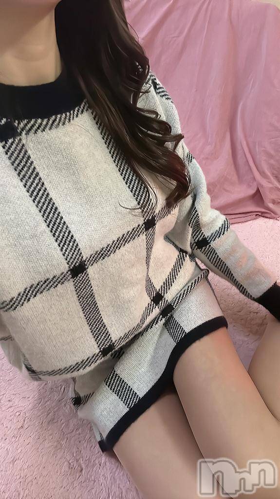 新潟人妻デリヘル人妻不倫処　桃屋　新潟店(ヒトヅマフリンドコロモモヤ)りこ・従順無垢(38)の2025年2月18日写メブログ「出勤しました♬.*ﾟ」