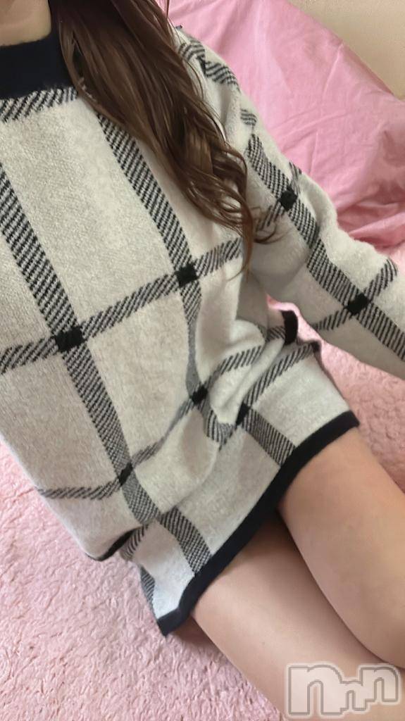 新潟人妻デリヘル人妻不倫処　桃屋　新潟店(ヒトヅマフリンドコロモモヤ)りこ・従順無垢(38)の2025年3月13日写メブログ「出勤しました♬.*ﾟ」