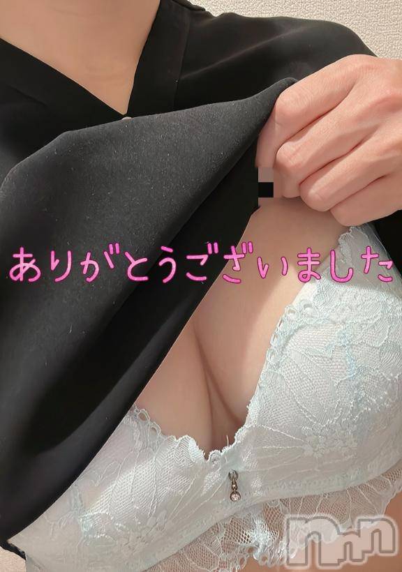 新潟人妻デリヘル人妻不倫処　桃屋　新潟店(ヒトヅマフリンドコロモモヤ)りこ・従順無垢(38)の2025年8月17日写メブログ「初めまして❁⃘*.ﾟ(お礼)」