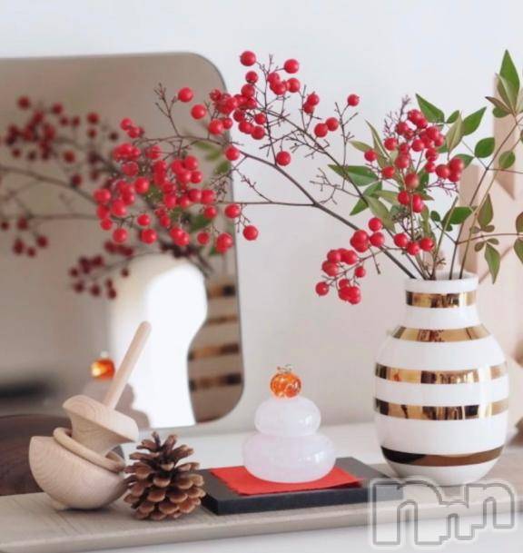 新潟デリヘル人妻不倫処　桃屋　新潟店(ヒトヅマフリンドコロモモヤ)りこ・従順無垢(38)の2026年1月1日写メブログ「2026❁⃘*.ﾟ」