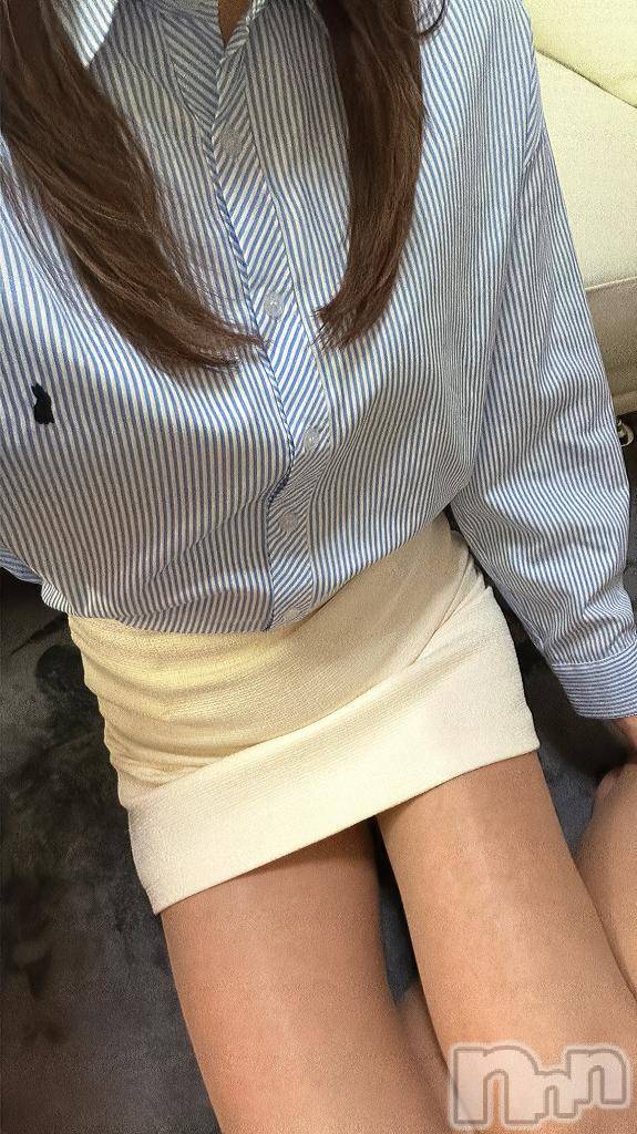 新潟デリヘル人妻不倫処　桃屋　新潟店(ヒトヅマフリンドコロモモヤ)りこ・従順無垢(38)の2026年4月10日写メブログ「出勤しました♬.*ﾟ」