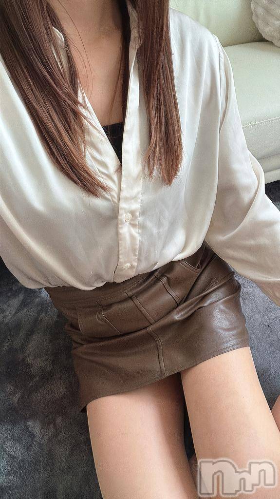 新潟デリヘル人妻不倫処　桃屋　新潟店(ヒトヅマフリンドコロモモヤ)りこ・従順無垢(38)の2026年4月26日写メブログ「出勤しました♬.*ﾟ」