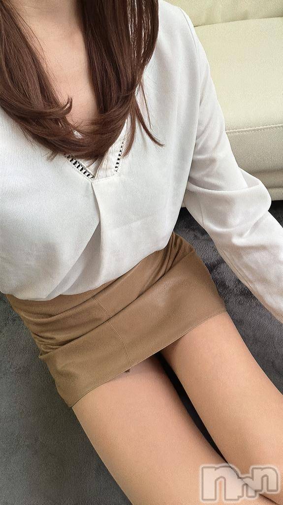 新潟デリヘル人妻不倫処　桃屋　新潟店(ヒトヅマフリンドコロモモヤ)りこ・従順無垢(38)の2026年9月11日写メブログ「出勤しました♬.*ﾟ」