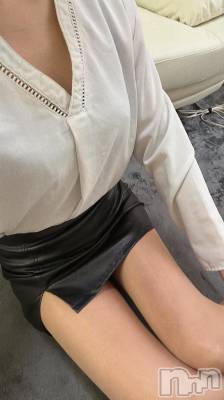 新潟デリヘル 人妻不倫処　桃屋　新潟店(ヒトヅマフリンドコロモモヤ) りこ・従順無垢(38)の9月28日写メブログ「出勤しました♬.*ﾟ」