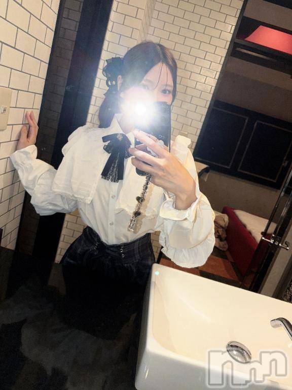 長岡デリヘルROOKIE(ルーキー) あかり☆プラチナ(20)の9月26日写メブログ「残り2日🧡」