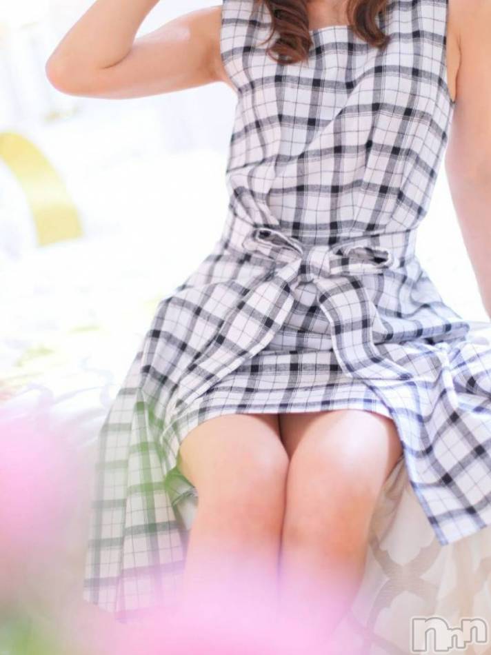 松本発デリヘルの2025年10月5日お店速報「清楚系美人奥様【清香さん】明日出勤です♡」