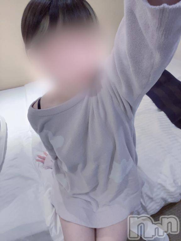 新潟手コキsleepy girl(スリーピーガール) ねおちゃん(22)の9月26日写メブログ「見てねっ」