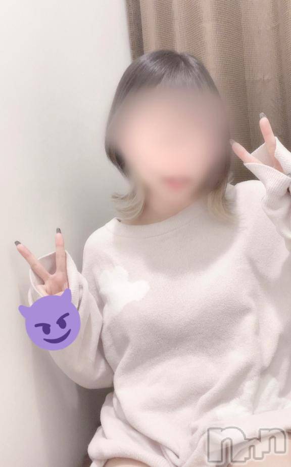 新潟手コキsleepy girl(スリーピーガール)ねおちゃん(22)の2025年7月9日写メブログ「待ってます👅」