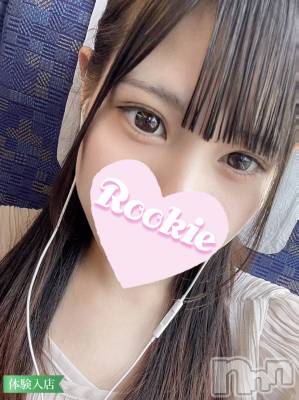 みま(20) 身長157cm、スリーサイズB88(F).W55.H86。長岡デリヘル ROOKIE在籍。
