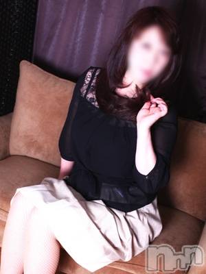 かおり(46) 身長160cm、スリーサイズB89(E).W61.H90。新潟人妻デリヘル 熟女の風俗 最終章在籍。